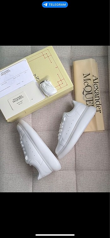 42 Beden beyaz Renk Alexander McQueen ayakkabı