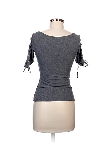 m Beden H&M Bluz %70 İndirimli.