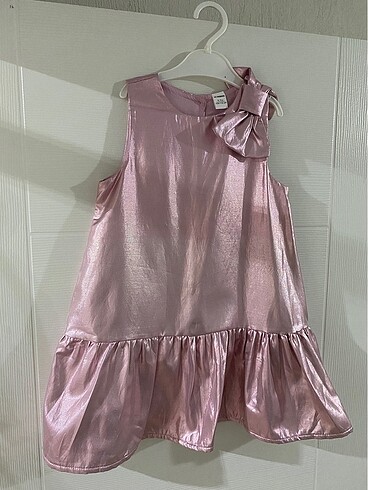 pembe elbise