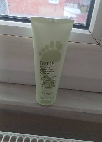 Oriflame Feet Up Nemlendirici Ayak Kremi - Görsel 2