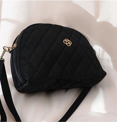 Askılı çanta 0 etiketli - Görsel 4