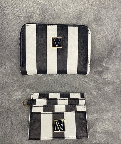 V.S cüzdan kartlık set 0 etiketli - Görsel 3