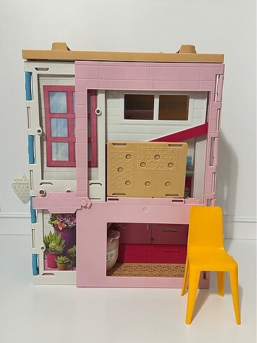  Barbie Evi Açılır Kapanır