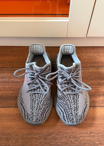 Adidas Yeezy 350 Sneaker