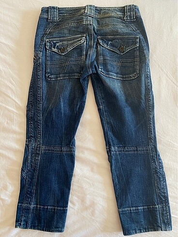 s Beden diesel low rise capri jean