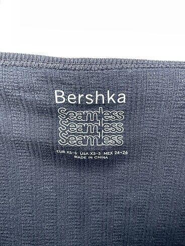 xs Beden çeşitli Renk Bershka Mini Üst %70 İndirimli.