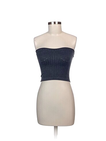 Bershka Mini Üst %70 İndirimli.