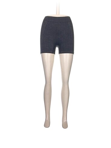 Bershka Mini Şort %70 İndirimli.