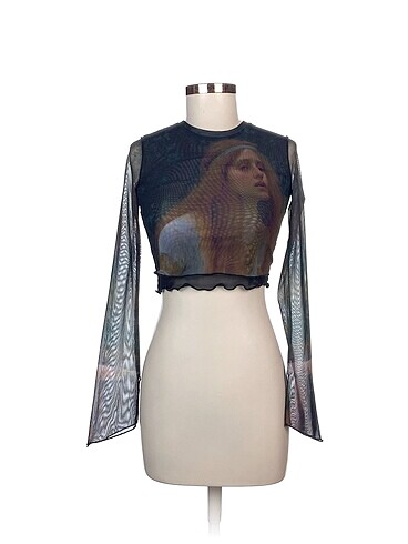 Bershka Bluz %70 İndirimli.