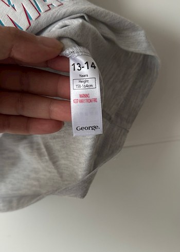 Yeniyıl Baskılı Kısa Kollu Tişört - Görsel 4