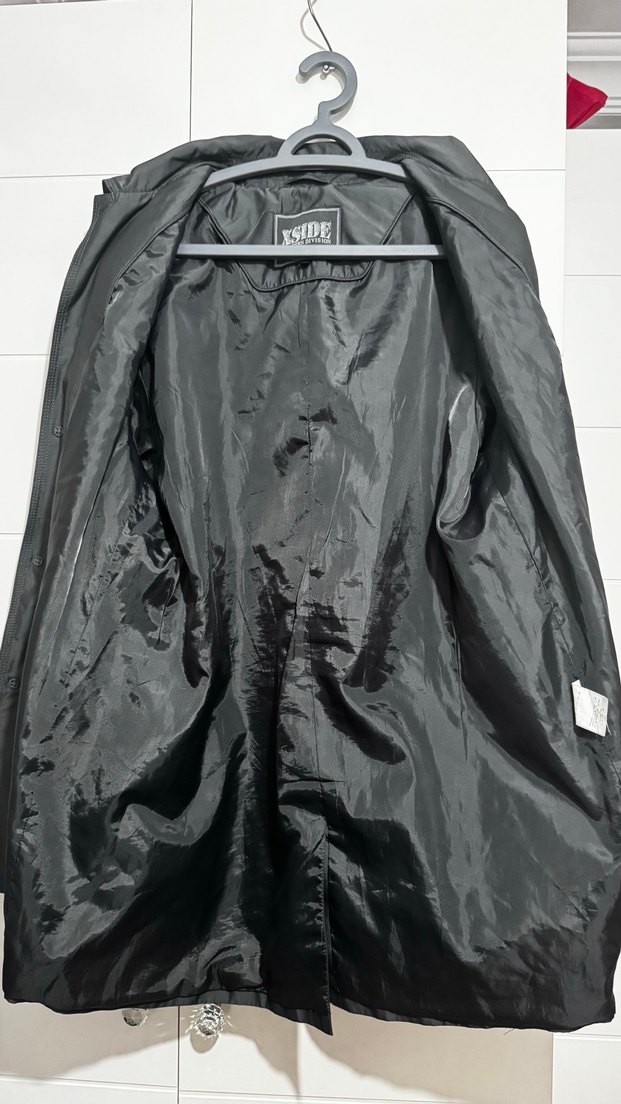 Düğmeli Siyah Midi Erkek Ceket - Görsel 3