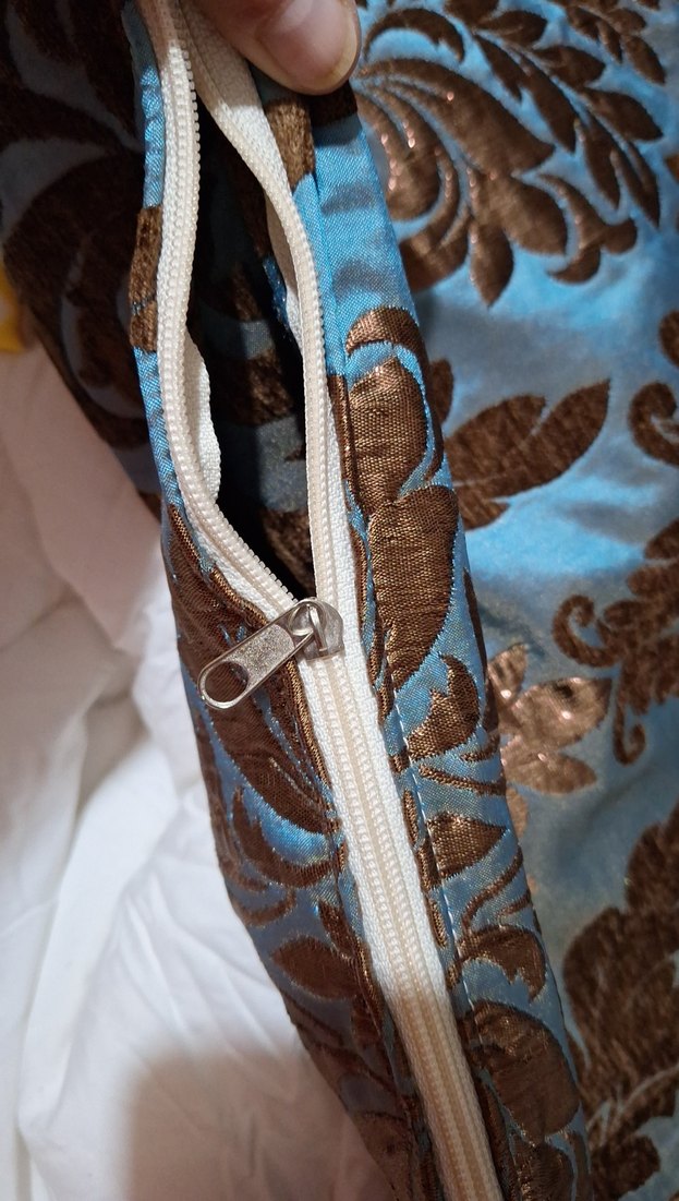 Parlak Kahverengi Desenli Minder Kılıfı - Görsel 4