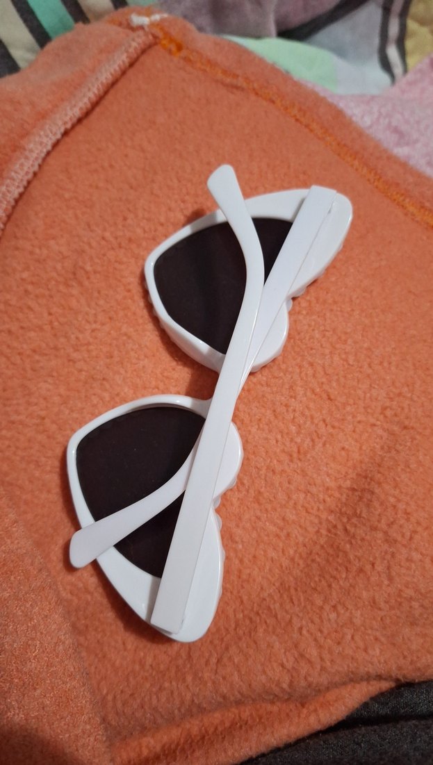 İnci Detaylı Beyaz Parti Gözlüğü - Görsel 4