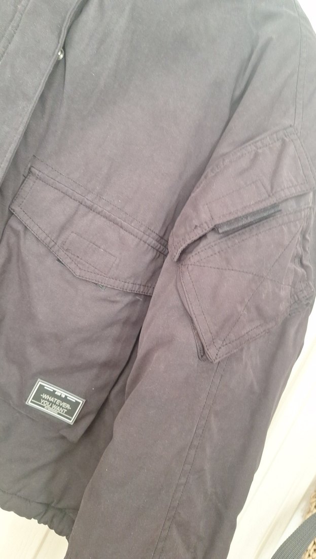 Kürklü Kapüşonlu siyah Kadın Kışlık Ceket - Görsel 3