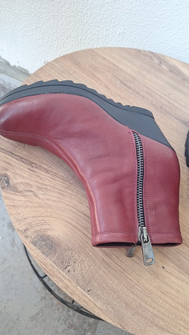 Bordo Deri Dolgu Topuklu Kadın Bot - Görsel 3