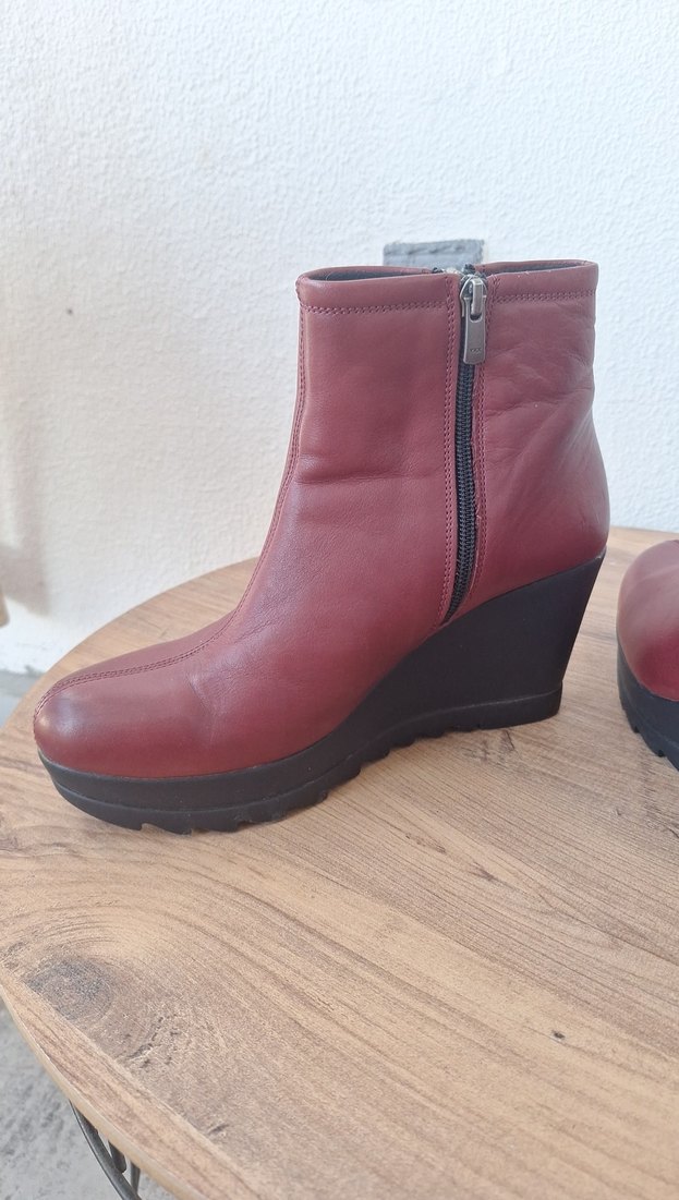 Bordo Deri Dolgu Topuklu Kadın Bot - Görsel 2