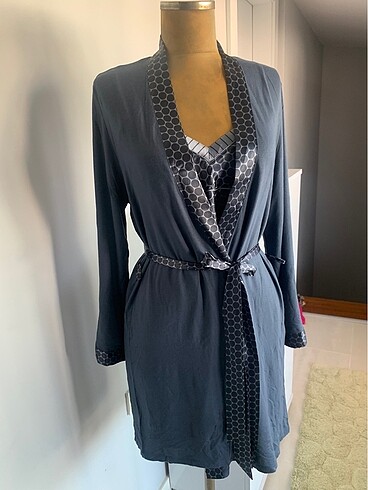 Mark&spencer ilili tk m beden gecelik/sabahlık