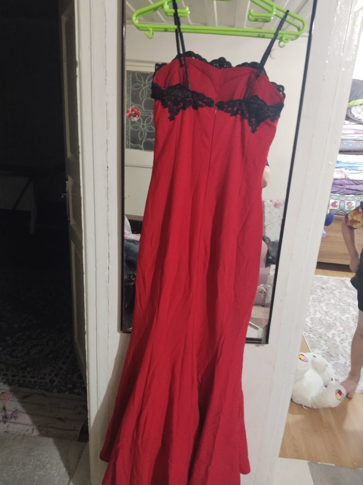 Drapeli Kırmızı Uzun Straplez Abiye - Görsel 2