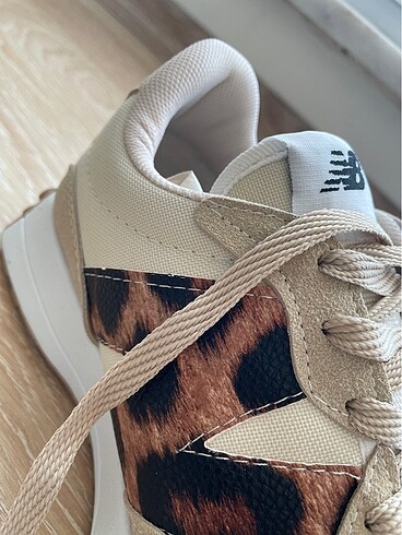 40 Beden kahverengi Renk New Balance Leopar
