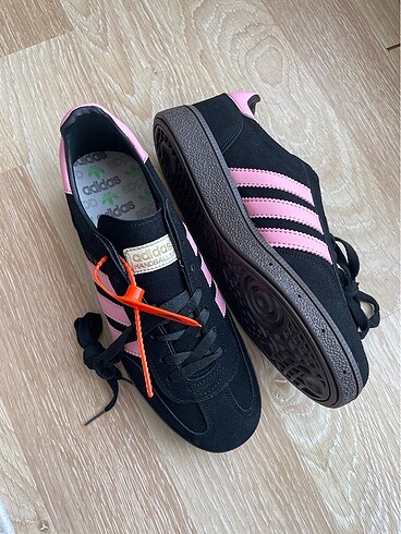 38 Beden Adidas Spezial