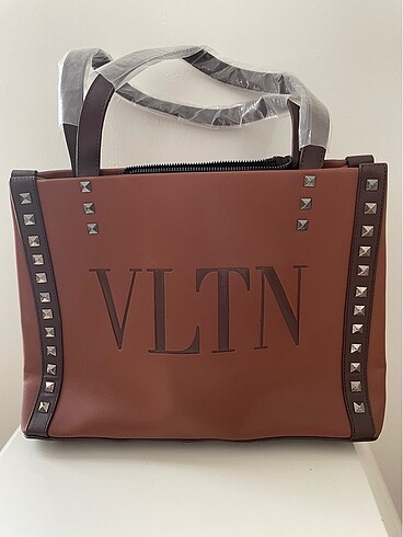 VLTN çanta Valentino