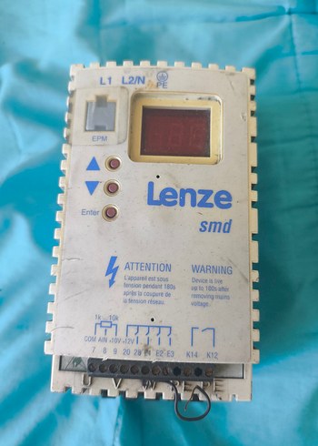 lenze 0.55kw monafaze motor sürücü inverter