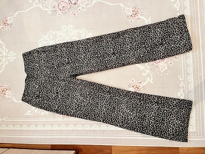 m Beden Leopar Jean