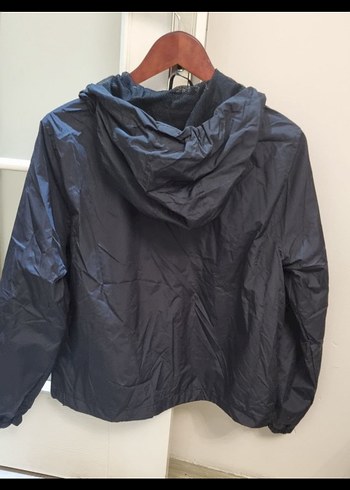 Siyah Kapüşonlu yagmurluk - Görsel 4