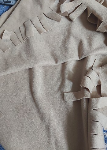 Düğmeli Bej Kadın Panço - Görsel 4