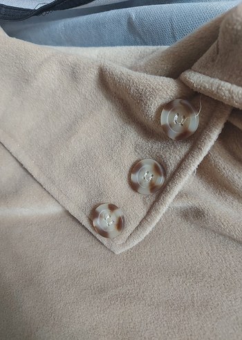 Düğmeli Bej Kadın Panço - Görsel 3