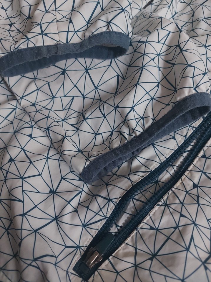 Kapüşonlu Erkek Yağmurluk - Görsel 4