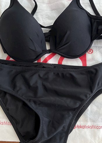 Siyah Strappy Gösterişli Bikini Takımı