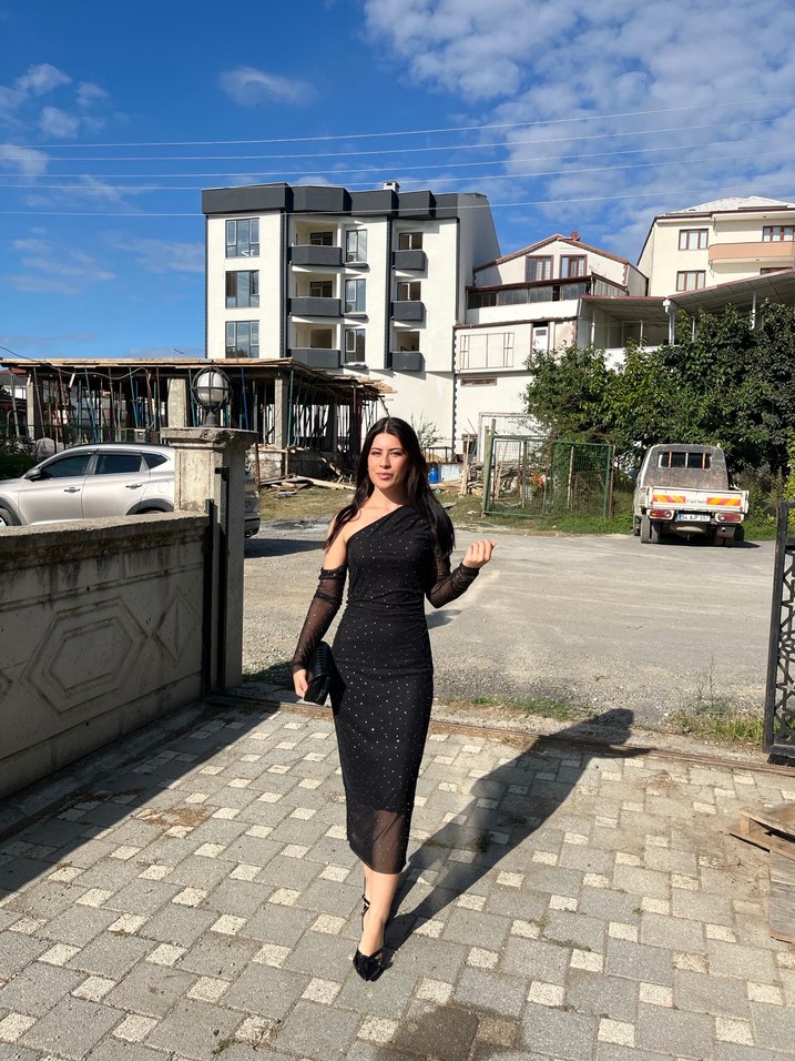 2 kere giydim güzel bir elbise - Görsel 2