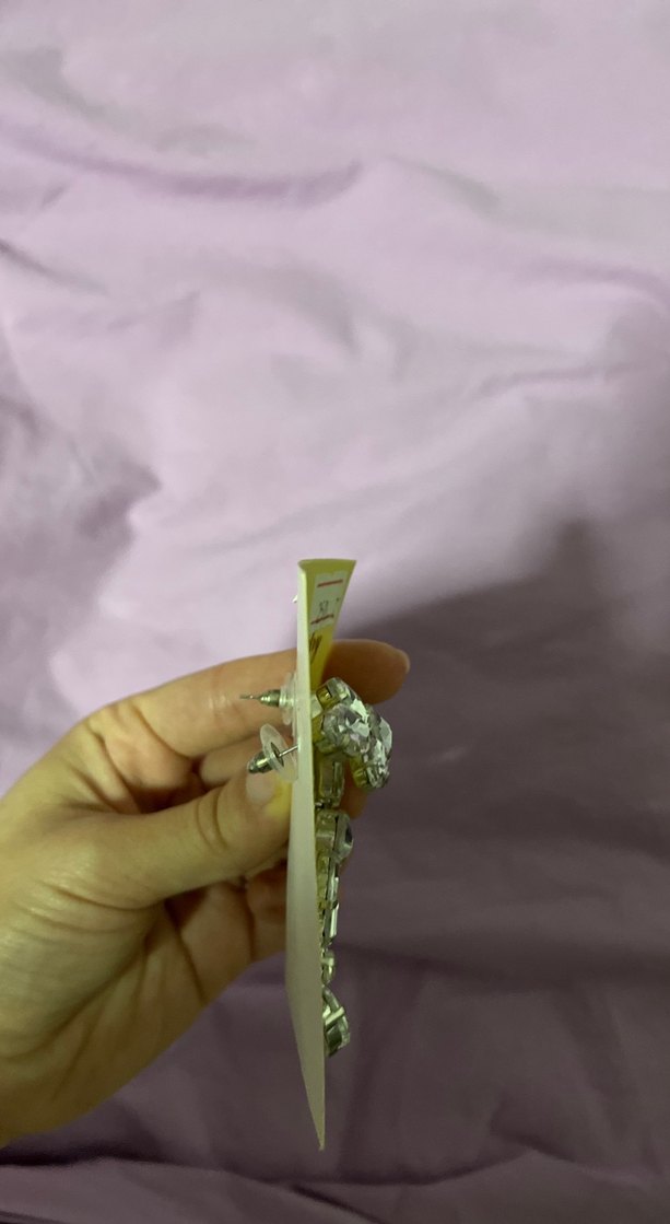 Altın Renkli Mini Payetli Küpe - Görsel 4