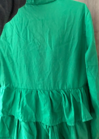 Uzun Kollu Yeşil Fırfırlı Keten Tunik - Görsel 3