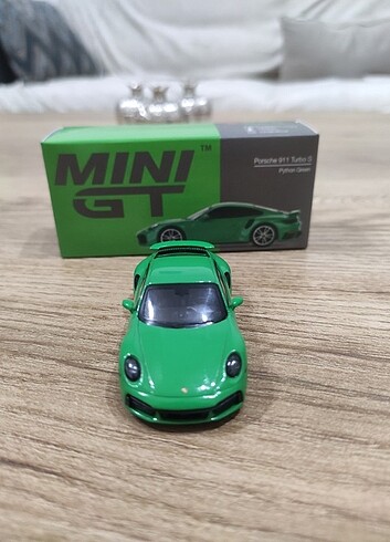 Mini gt porsche 