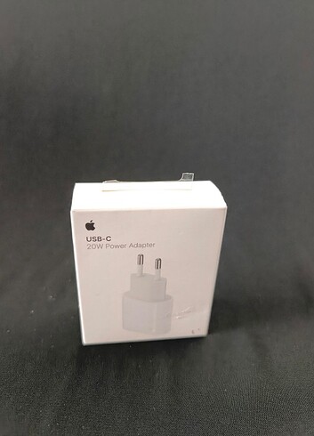 Apple BİREBİR ORJİNAL FATURALI APPLE BAŞLIK SIFIR