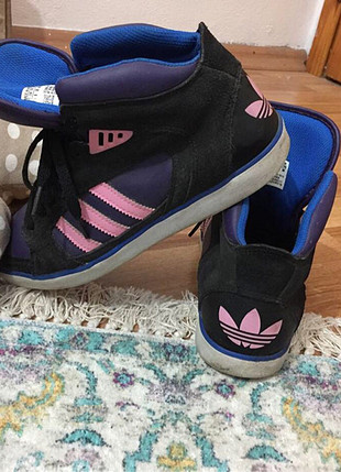 Adidas mükemmel ayakkabı