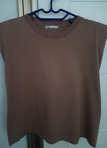 Zara T-shirt