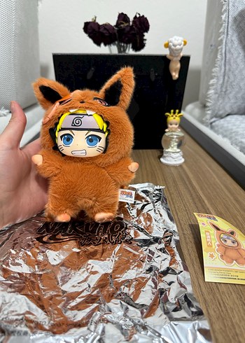 Beden Naruto Kostümlü Kahverengi Peluş Oyuncak