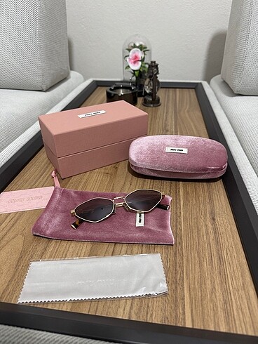 Miu Miu