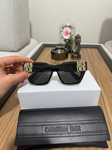 Beden Christian dior
