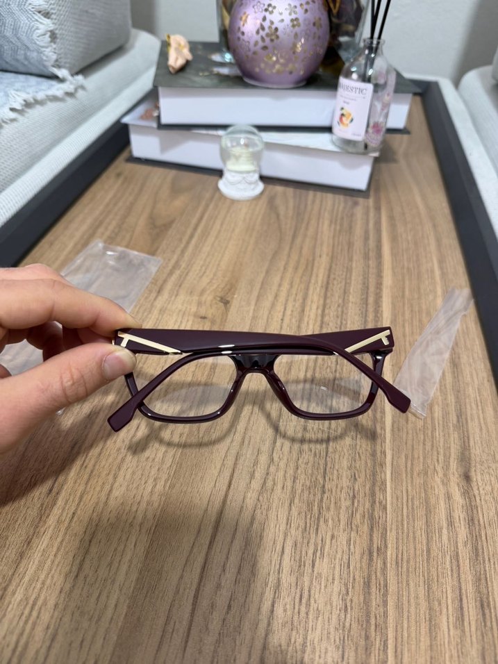 Fendi çerçeve - Görsel 4