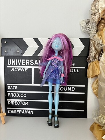 Monster high kiyomi bebek