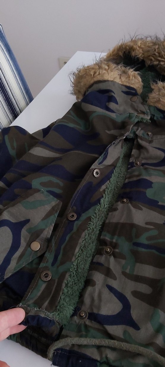 Kürk Detaylı Kamuflaj Kapüşonlu Kadın Mont - Görsel 3