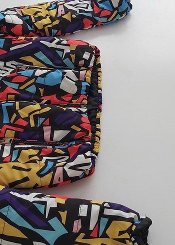 Çok Renkli Kapüşonlu Kadın Mont - Görsel 6