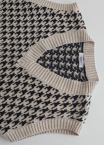 Kadın V Yaka Örgü Süveter - Görsel 4