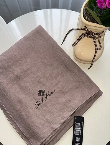 Silkhome şal