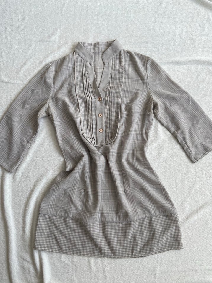 Düğmeli Kısa Kollu Keten Kadın Gömlek - Görsel 2