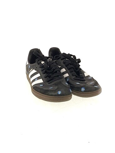 Adidas Adidas Spor Ayakkabı %70 İndirimli.